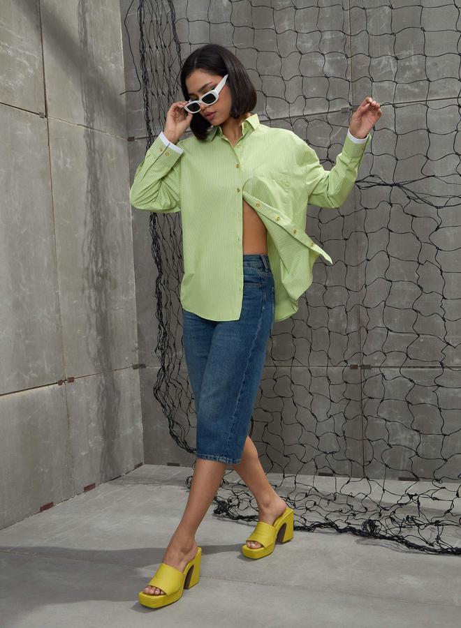 ساسافراس قميص كبير الحجم مخطط بالأخضر والأبيض بأزرار ذهبية من ساسافراس - Image 2