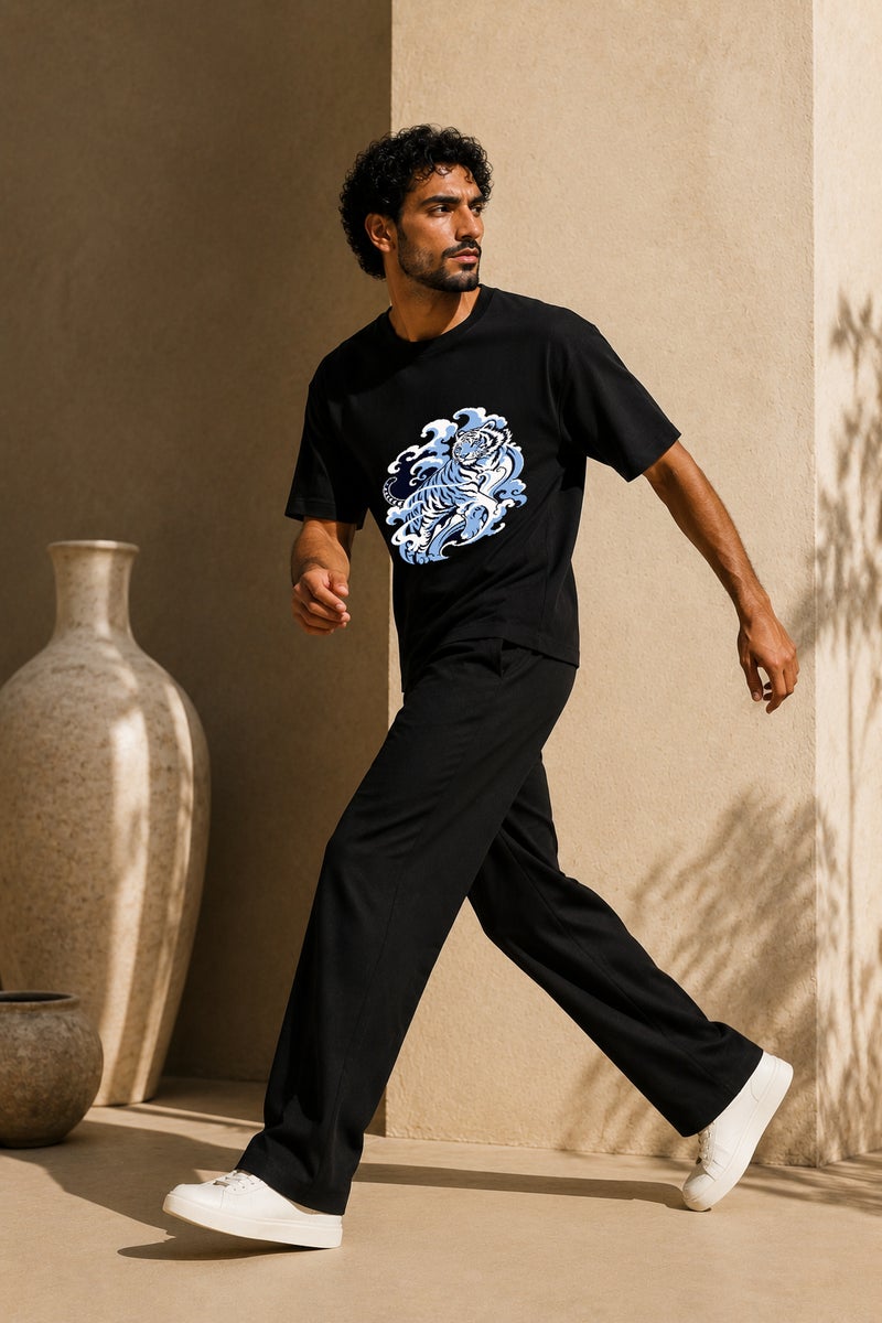 Men's Oversized Black T-Shirt with Blue White Tiger Graphic Casual Short Sleeve Crew Neck Streetwear Tee - Image 3