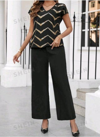 SHEIN  Patterned Top And Solid Color Pants Two Piece Set - pzsku/Z81C6B4B0B98190D62E9AZ/45/_/1709484147/b672a408-3116-43de-8dbd-3f77e58d53c4
