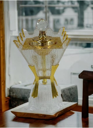 transparent/golden/c