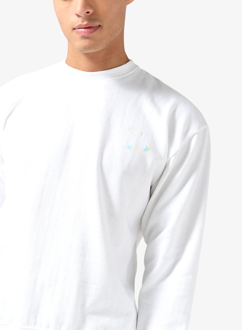 سفنتي فايف بيسيكس بلوزات بطبعات جرافيك - Image 3