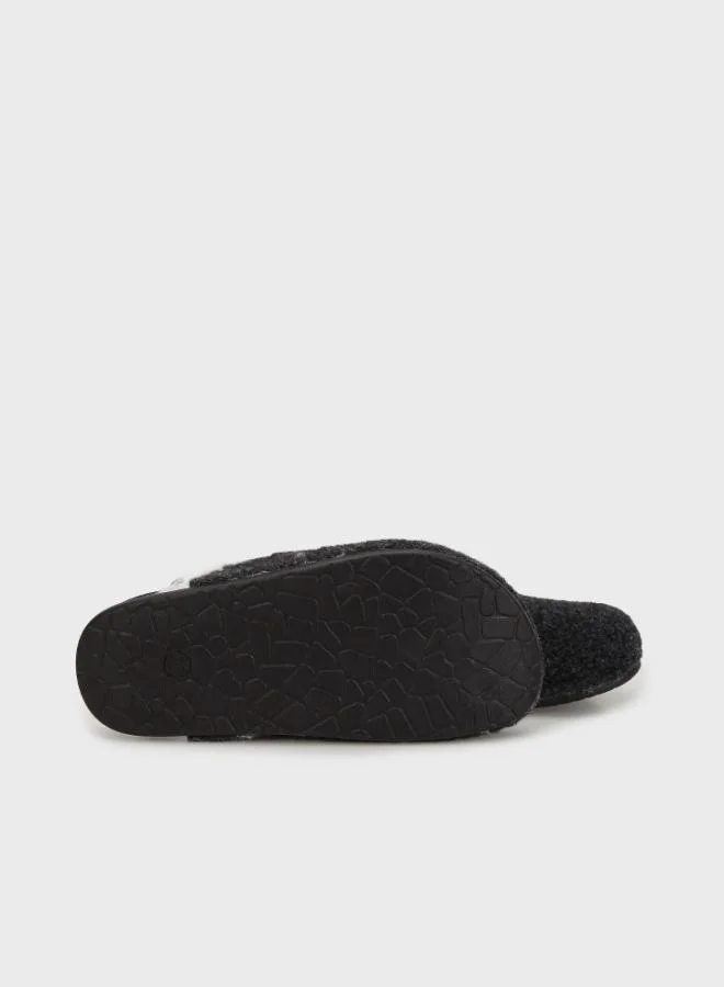 Lela  Lela Chain Detailed Plush Home Slippers Women's Slippers 6711005 for Women | Best Price UAE
