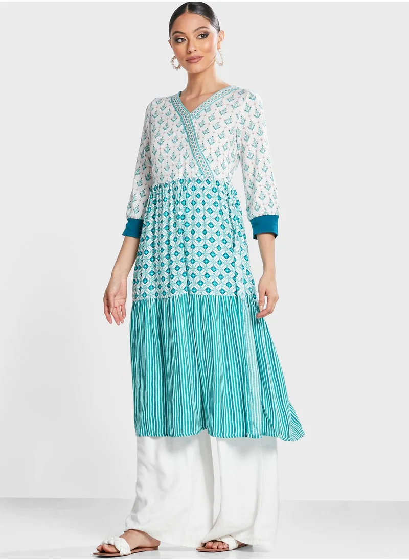 globaldesi V-Neck Printed Kurti