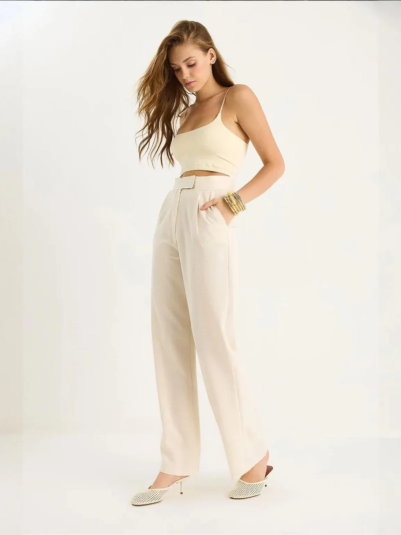 بيانكو لوتشي بنطلون واسع الخصر العالي من لوتشي