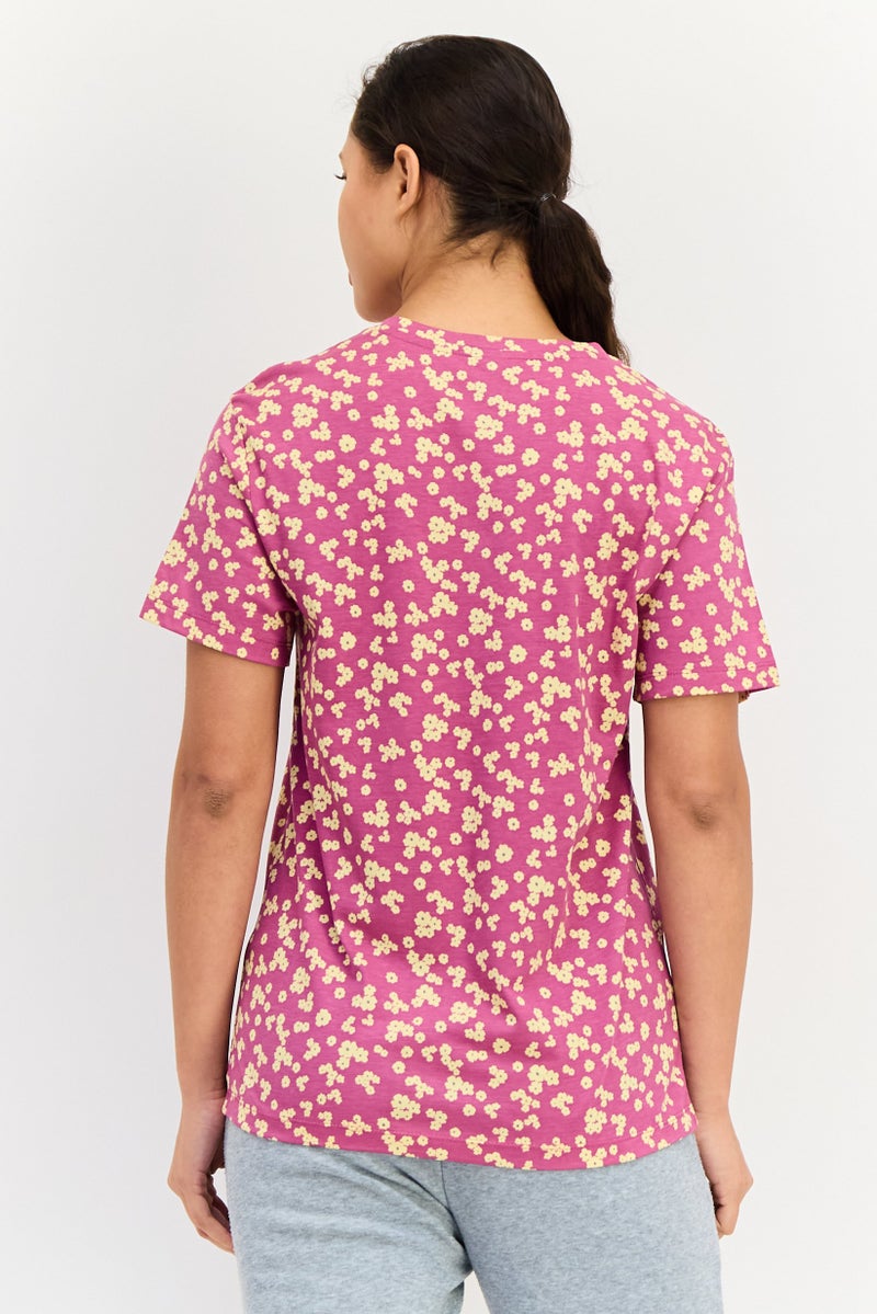 PUMA Women Relaxed Fit Short Sleeve Training T-Shirt, Multicolor - Image 2