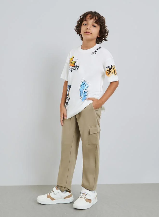 ستايلي تيشيرت فضفاض بطبعة جرافيك