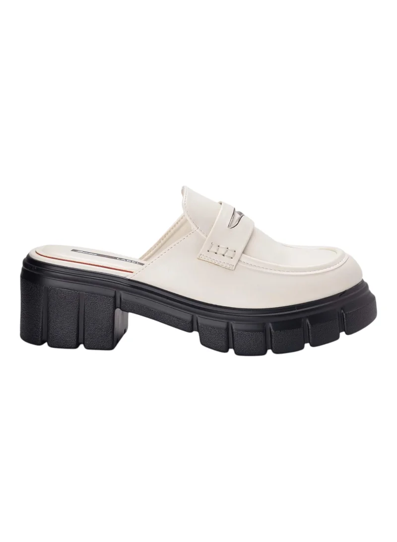 باتا أحذية باتا كاجوال بكعب عريض وسهلة الارتداء