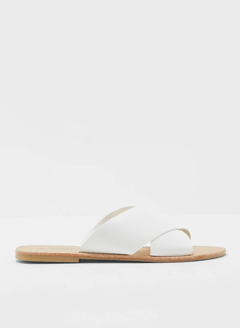 Savannah Collection Flat Mule Sandal