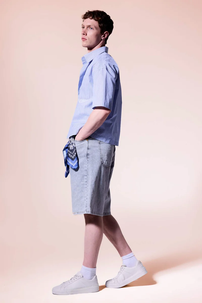 ديفاكتو Baggy Fit Bermuda Shorts