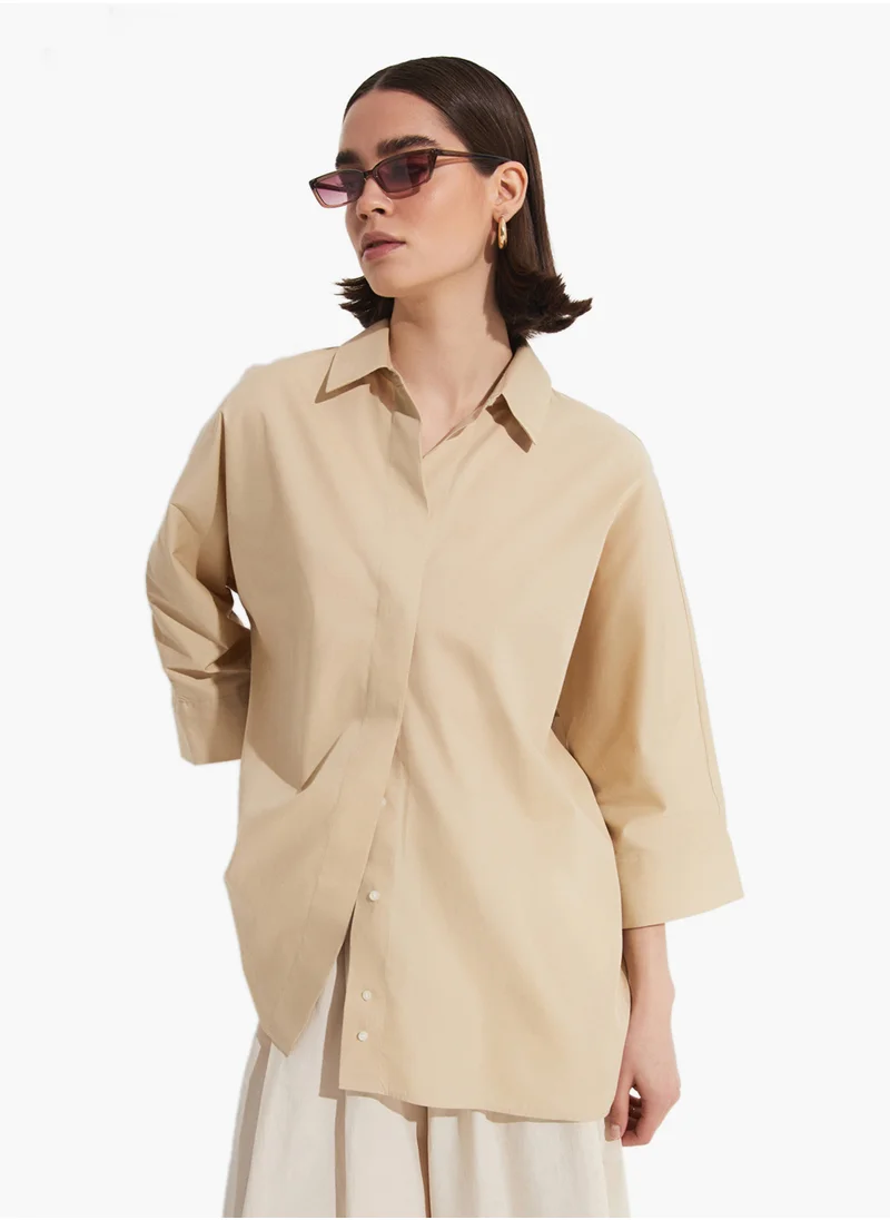 JUNE Essential Button Down Shirt