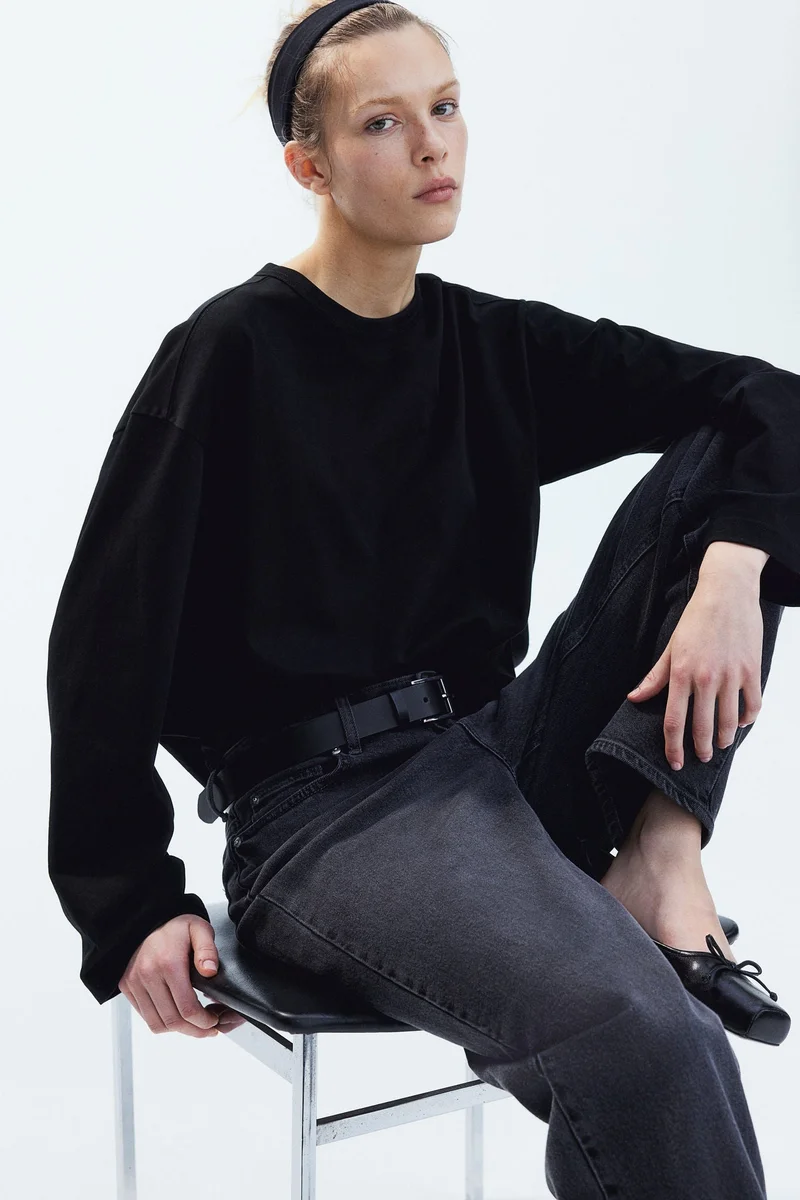 اتش اند ام بلوزة من قطن الجيرسيه