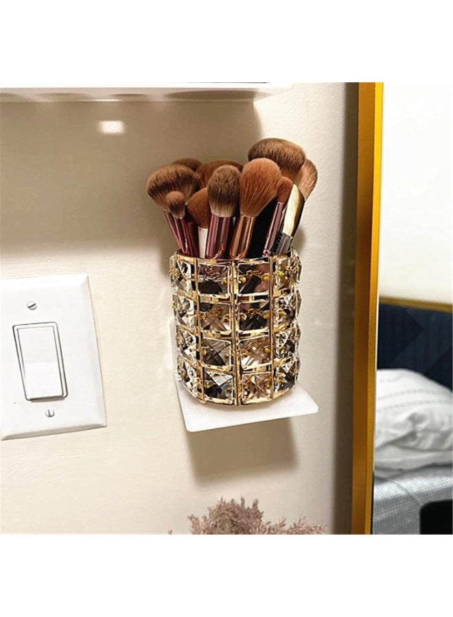 حامل فرش مكياج كريستال ذهبي فخم – منظم مكتبي وديكوري للفرش، الأقلام والأدوات الصغيرة – تصميم زجاجي هندسي عصري متين للحمام، التسريحة والمكتب – قطعة أنيقة توفر تنظيم مثالي وتوفير للمساحة (1 قطعة) - Image 4