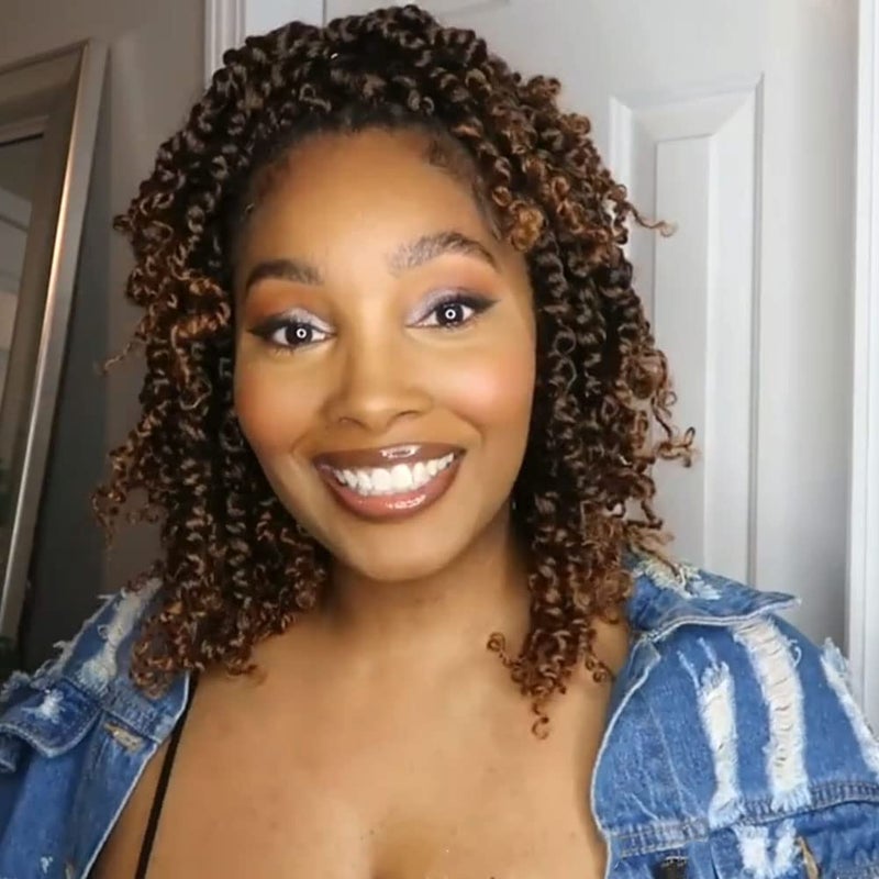 Dorsanee Passion Twist Hair 10 Inch Pretwisted Passion Twist Crochet Hair for Women Kids Prelooped Crochet Braids Bohemian Short Curly Crochet Hair Synthetic Hair Extensions 8 packs 1B30