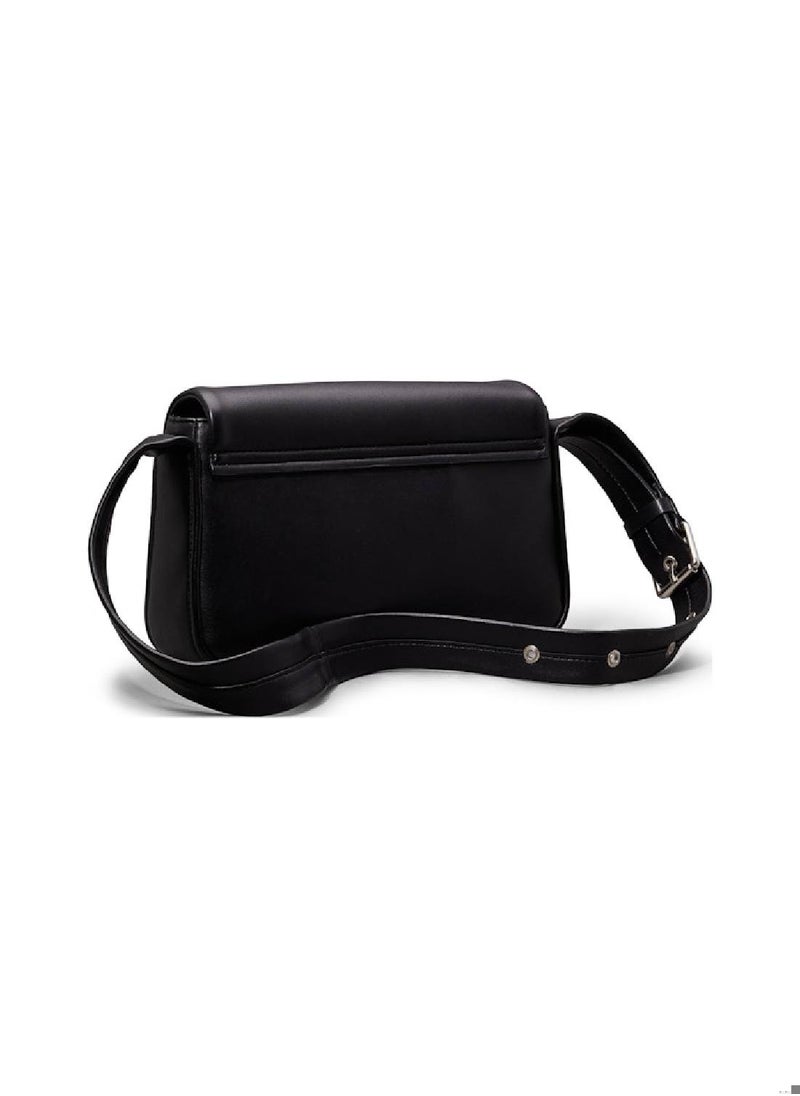 Calvin Klein Jeans Women's Block East-West Flap Shoulder Bag - Faux Leather, Black  - Image 3