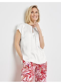 Blouse top with a button-fastening neckline