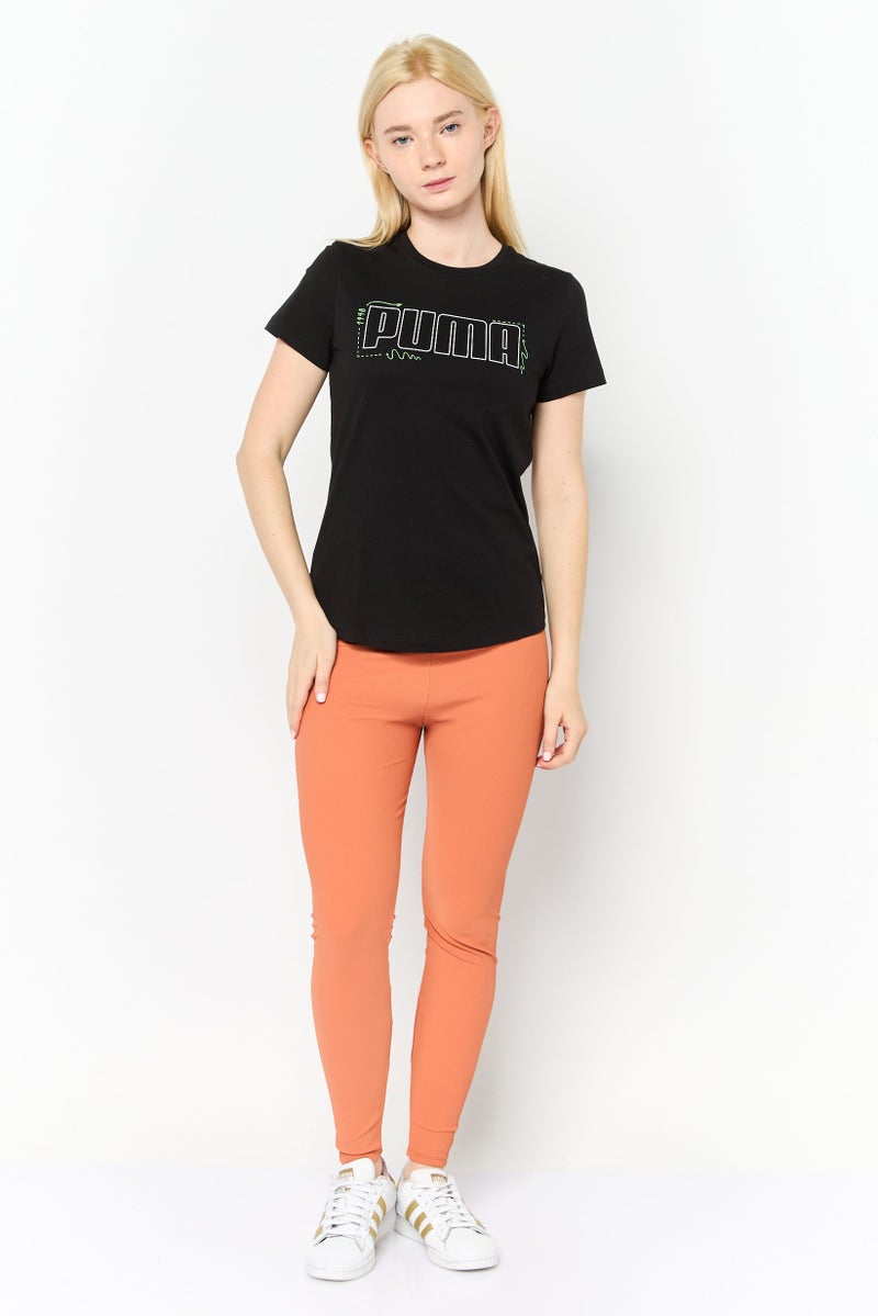 PUMA بلوزة نسائية بقصة عادية بأكمام قصيرة للخارج، سوداء - Image 2