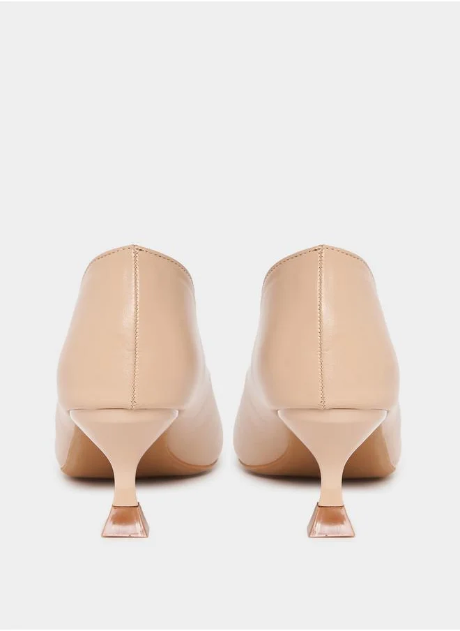 Styli Pointed Toe Kitten Heel Pumps