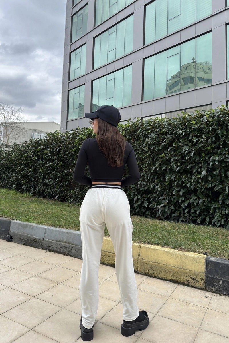 Weshaya سروال جوجر نسائي أبيض - Image 2