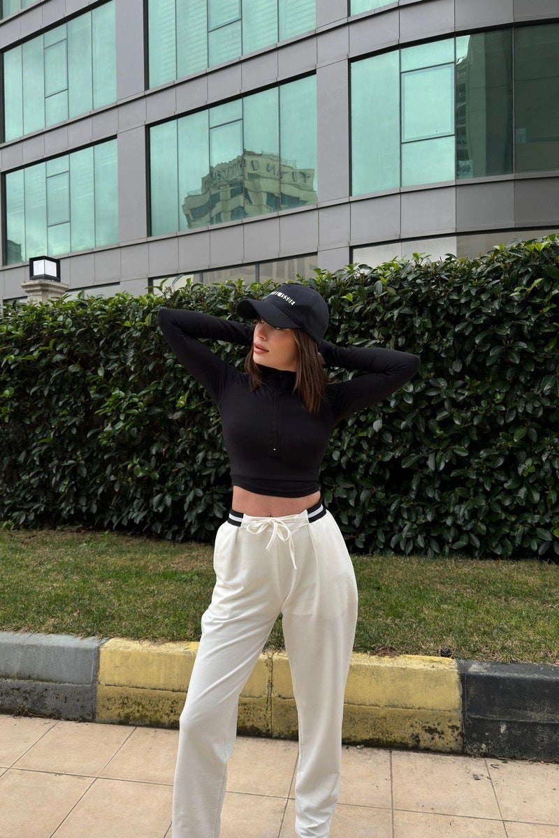 Weshaya سروال جوجر نسائي أبيض - Image 3