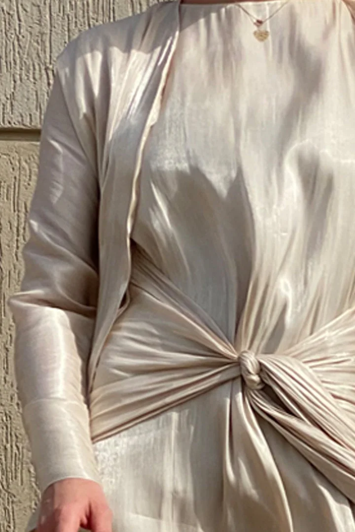 مويستريت طقم عباءة لامعة من  قطع