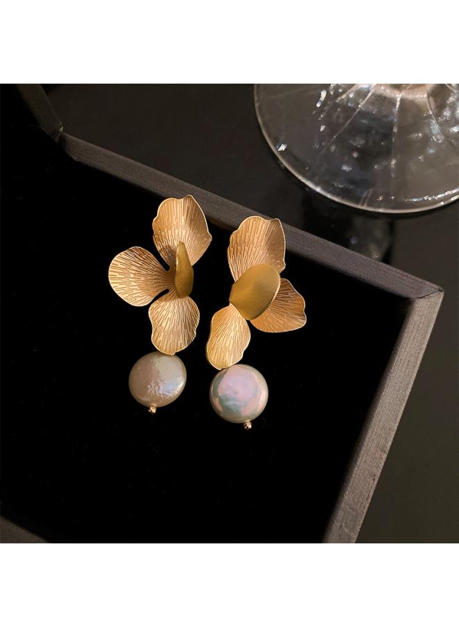 Vintage Niche Flower Love Earrings Medieval Vintage Exaggerated Earrings Fashion High-end Earrings Women 