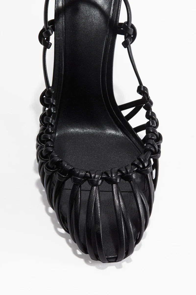 اتش اند ام صنادل بكعب معقود