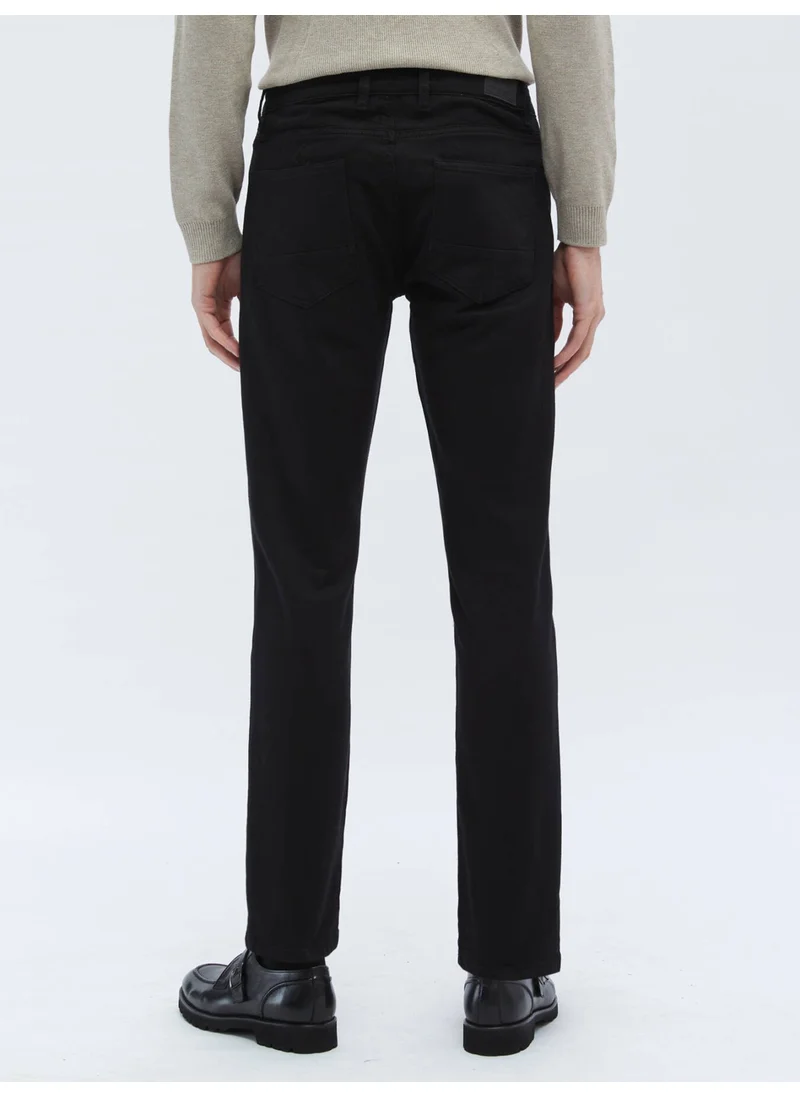 Kip Black Woven Slim Fit Casual Cotton Blend Trousers