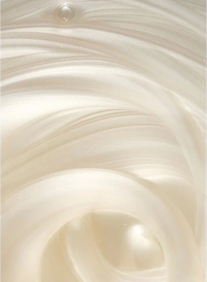 Milk Shake Curl Passion Shampoo with Organic Pracaxi & Babassu Oils – Paraben & SLES Free Hydrating Shampoo for Curly Hair – Enhances Shine, Reduces Frizz, Softens & Defines Long-Lasting Bouncy Curls, 300ml - Image 3