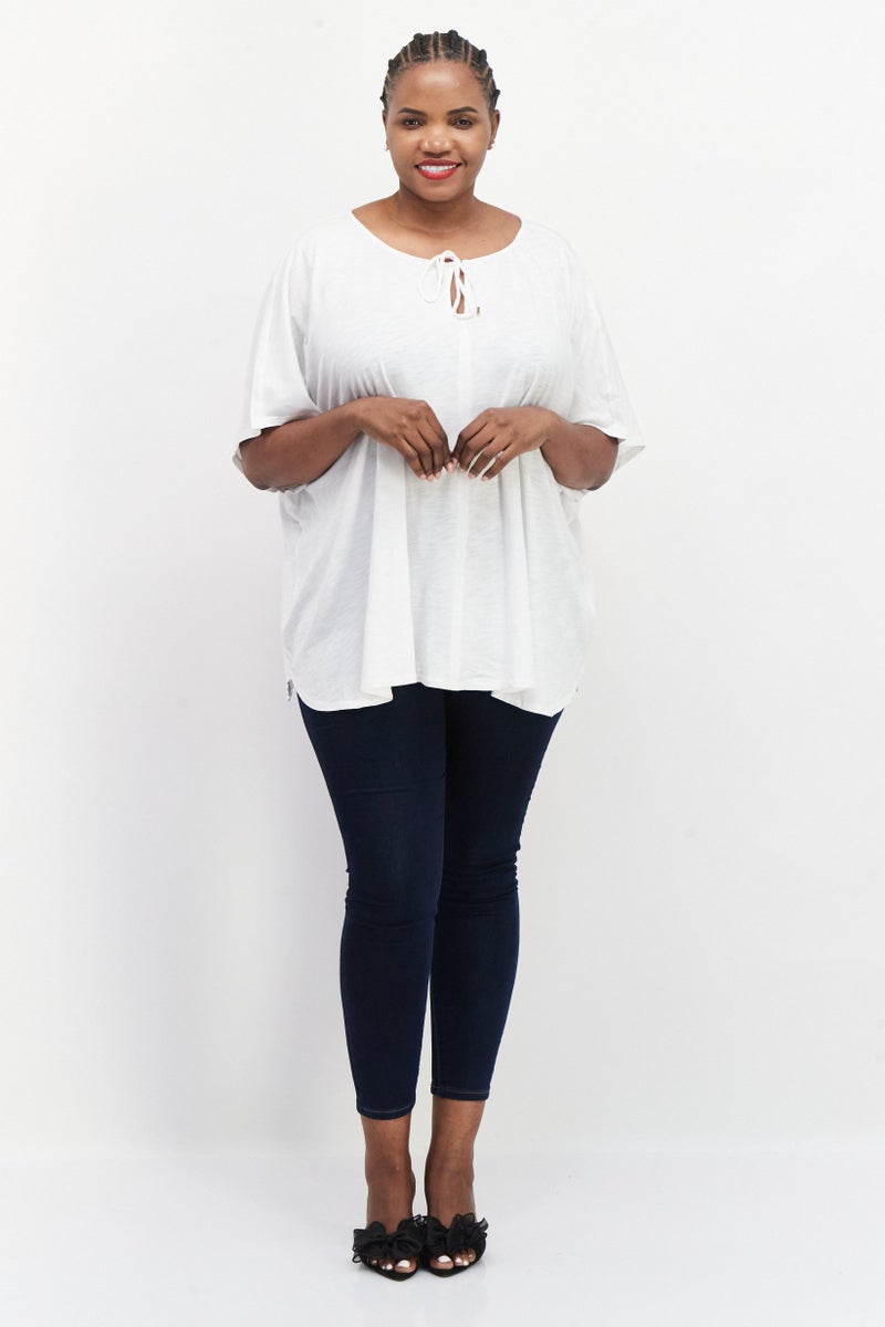 Tchibo بلوزة قصيرة الأكمام للنساء بتصميم عنق مربوط، بيضاء - Image 4