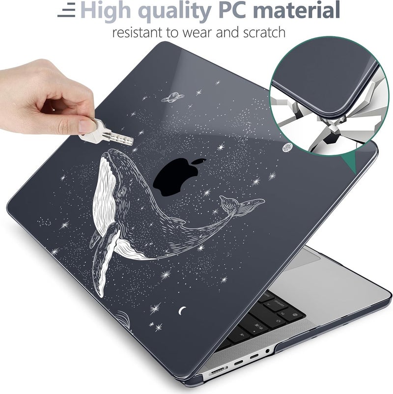 Batianda غطاء باتياندا لجهاز MacBook Pro مقاس 14 بوصة إصدار 2026-2021 M5 M4 M3 M2 M1 Pro/Max، غلاف واقي نحيف خفيف الوزن بسمك 1.2 مم مع تصميم إبداعي حزمة إكسسوارات 4 في 1، الحوت الكوني - Image 5