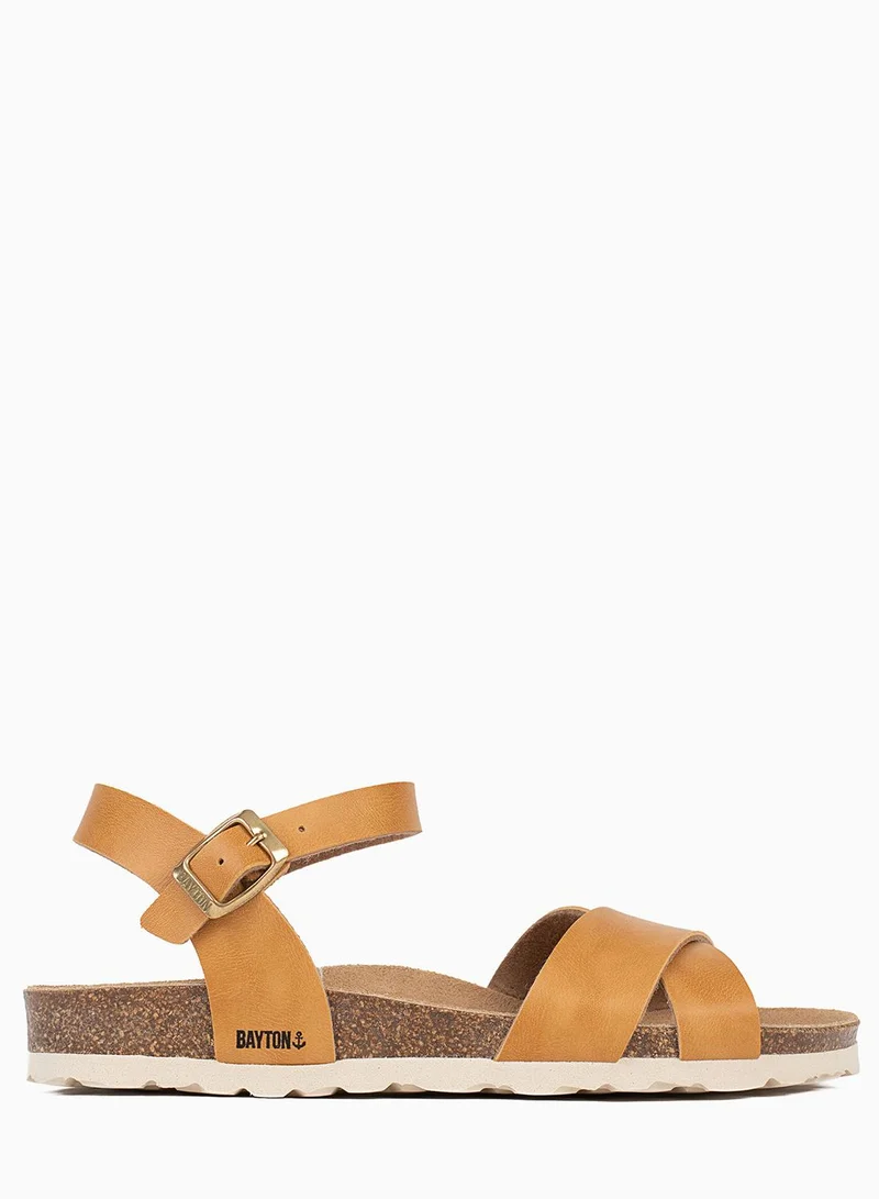 بيتون صنادل مسطحة مسيجة