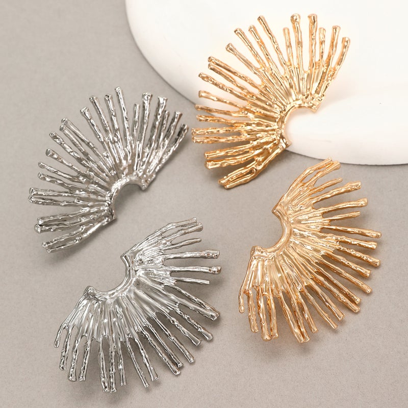 ofeankri Fashionable Exaggerated Sunflower Earrings for Women - Trendy Party Retro Metal Cool Earrings - Image 3
