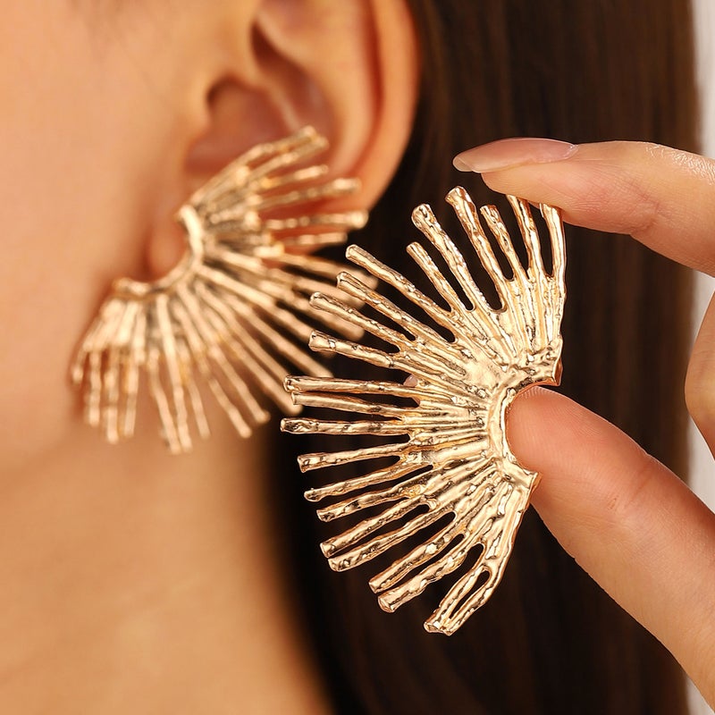 ofeankri Fashionable Exaggerated Sunflower Earrings for Women - Trendy Party Retro Metal Cool Earrings - Image 2