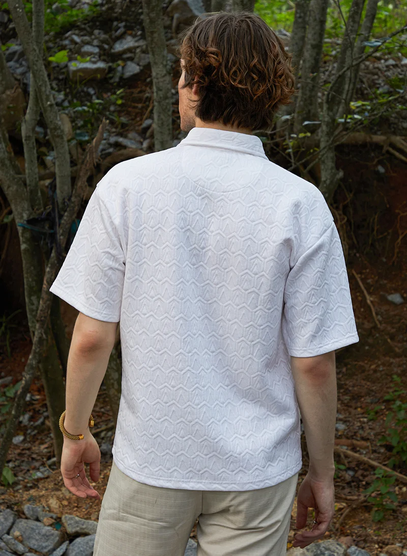 CAHOOT  Men's Daisy White Zigzag-Tactile T-Shirt for Men | Best Price UAE