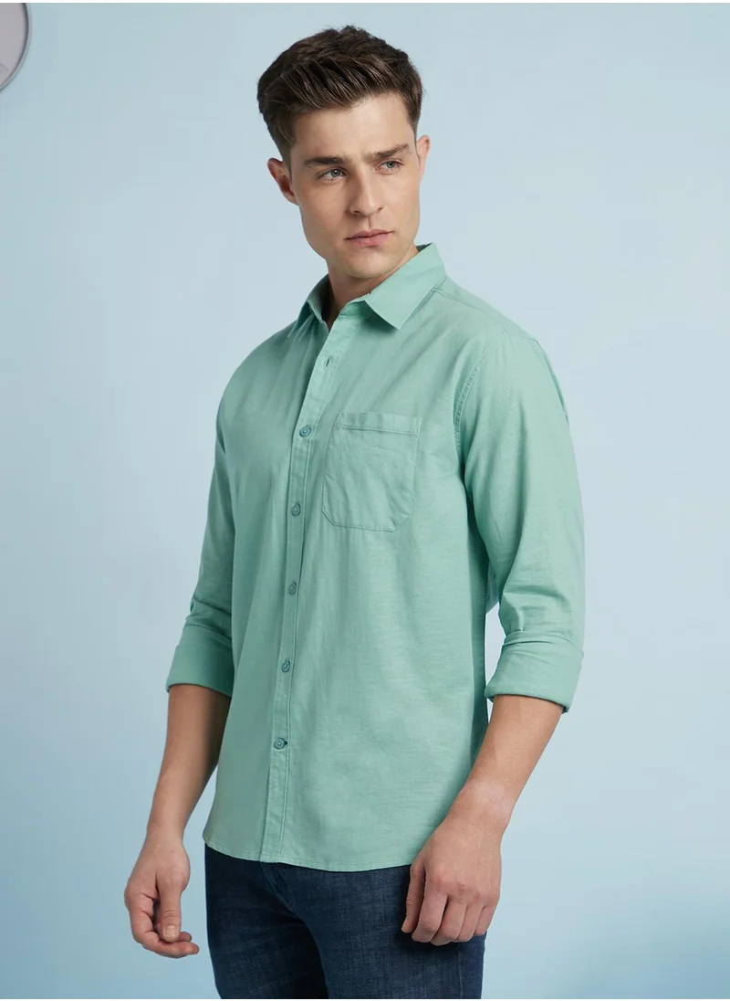 Dennis Lingo Upgrade your wardrobe with this premium Sage green Regular Fit Shirts Textured design crafted from 100% Cotton featuring Long Sleeves with Button closure.