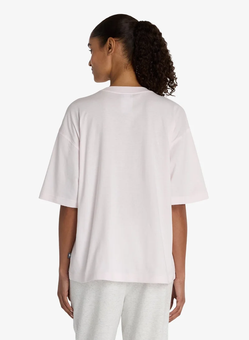 New Balance Wavy Relaxed T-Shirt
