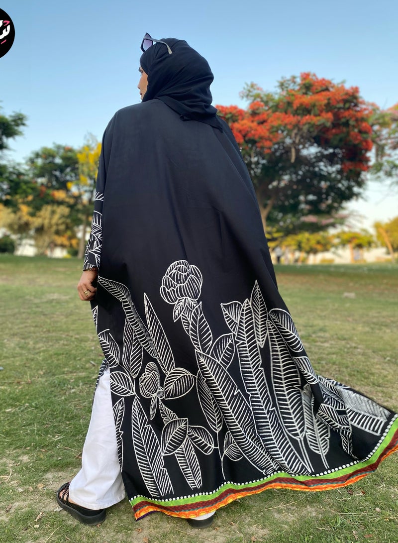 سِتر كارديجان طويل اسود برسم فني  - Image 4