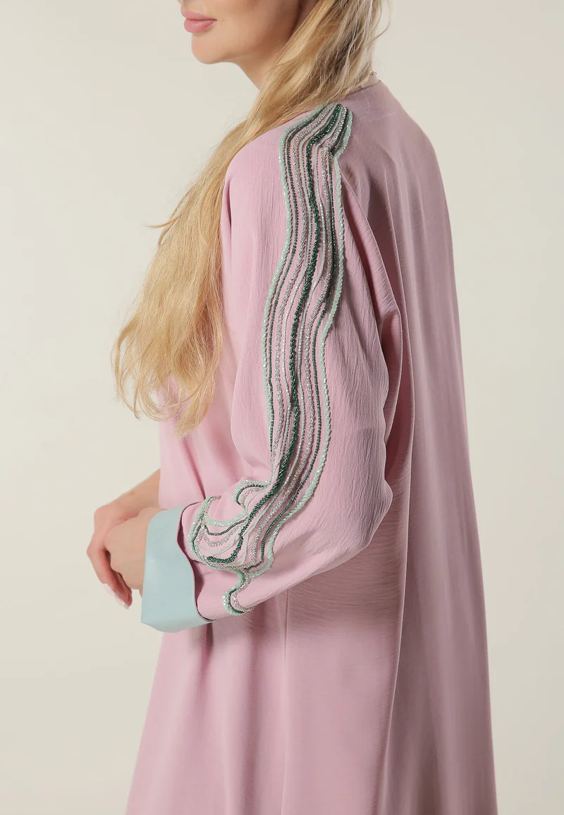 Moistreet  Embellished Open Front Abaya for Women | Best Price UAE