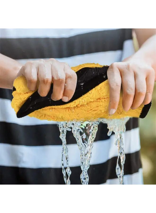 2 Pack Large Microfiber Towels 11 81x23 62 Inch Plush Quick Drying Dual Layer Car Wash Cloth - Image 3