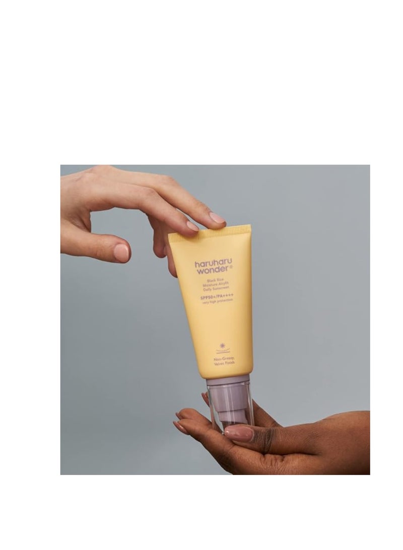 HARUHARU haruharu Wonder Black Rice Moisture Airyfit Sunscreen SPF 50+ PA++++, 50 - Image 3