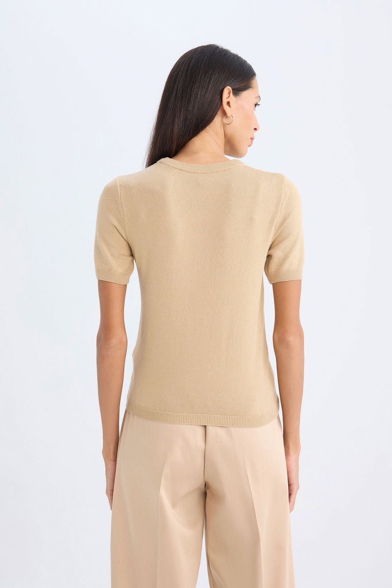 DeFacto Woman Fitted Soft Texture Crew Neck Knitted Pullover - Image 4
