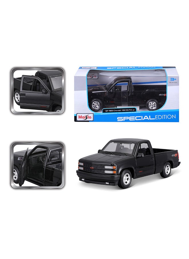 Maisto 1:24 1993 Chevrolet 454 Ss Pick-Up Black Officially Licensed Scaled Replicas of Collectible Diecast Metal Models with Exquisite Interior & Exterior Detailing for All Ages  - Image 1