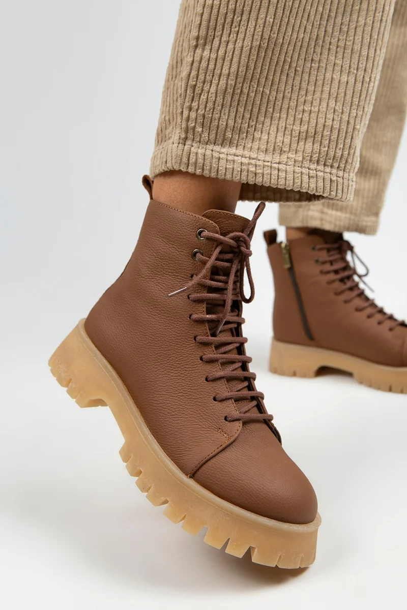 Manijero Manijero Aster Women's Genuine Leather Lace-up Zippered Tan-Crepe Boots