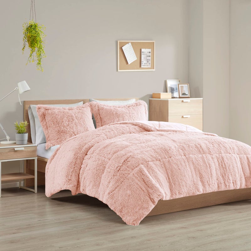 Intelligent Design Malea Shaggy Comforter Set Long Faux Fur Cozy Down Alternative Modern Casual Ultra Soft All Season Fluffy Bedding with Matching Sham KingCal King Blush 3 Piece