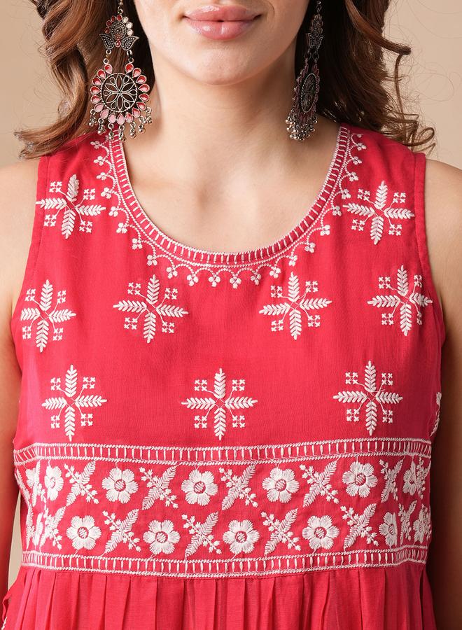 globus Red Floral Embroidered Pleated Kurta and Pants Set - Image 4