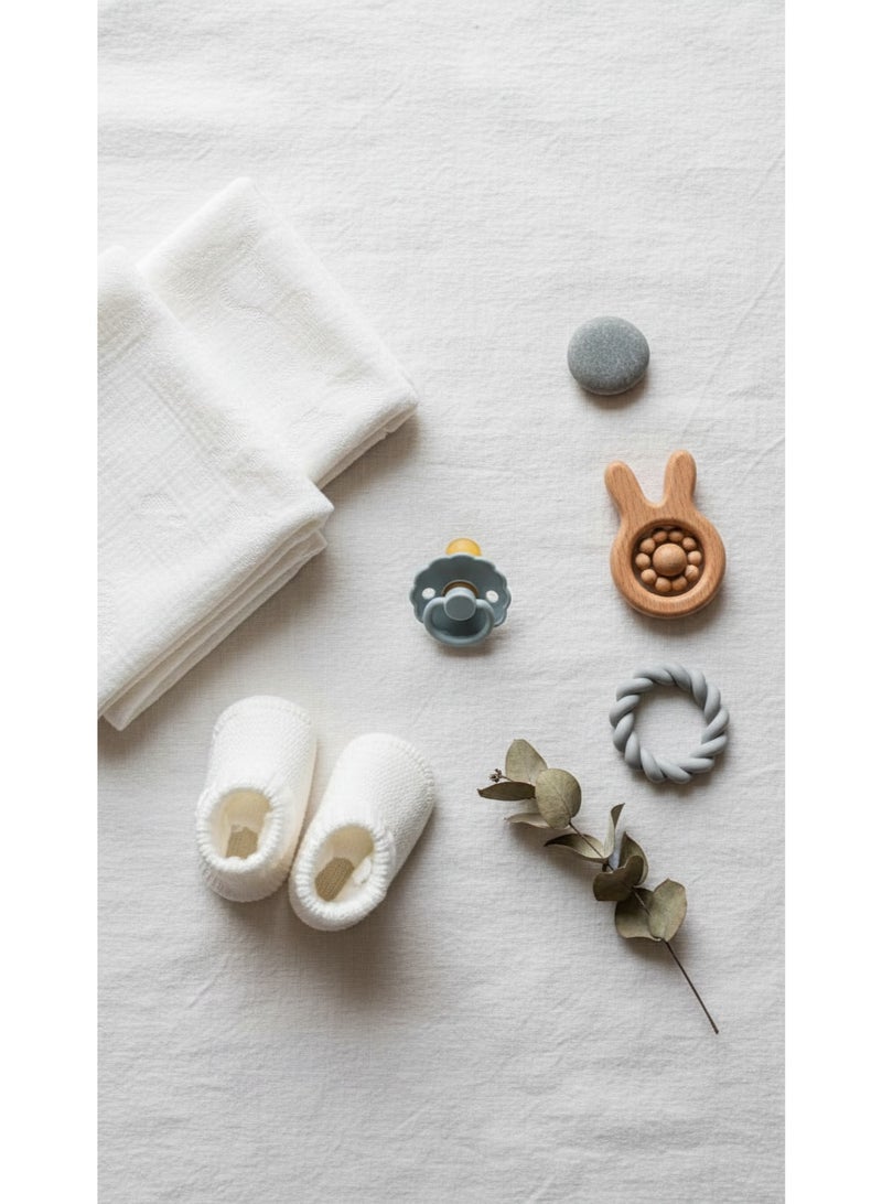 FRIGG Natural Latex Baby Pacifier | Size 1 (0–6 Months) | BPA-Free, Orthodontic Soother | Designed & Made in Denmark - Image 2