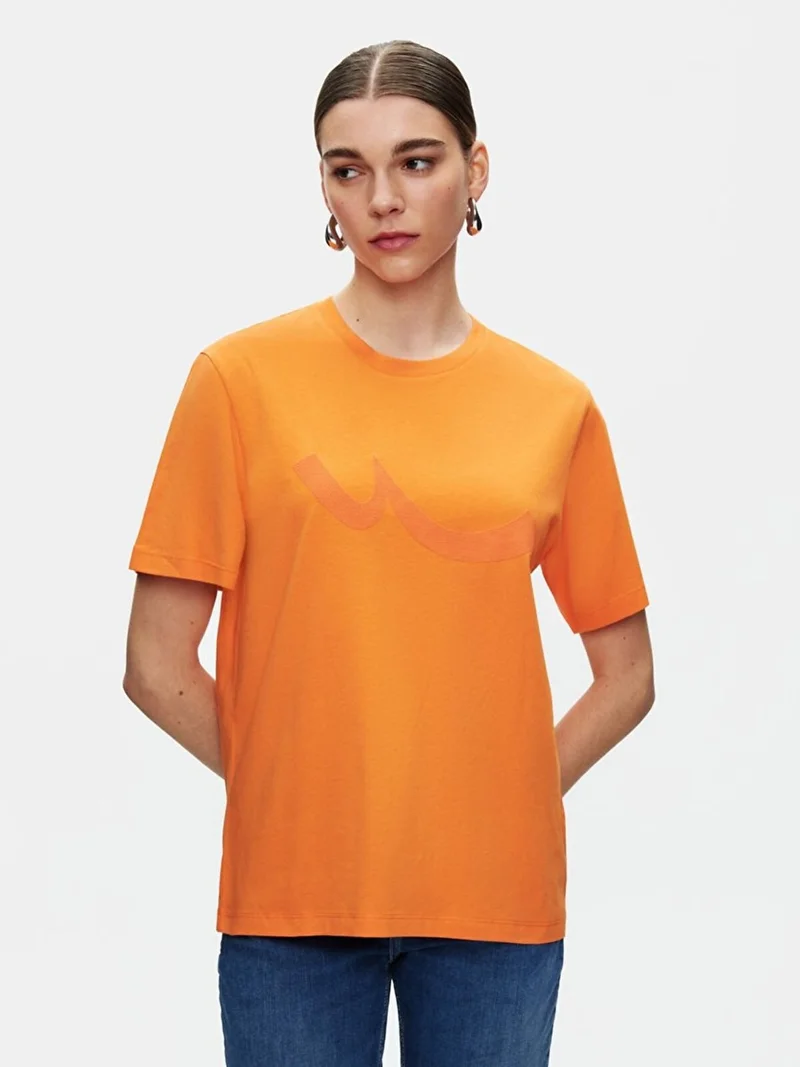 ال تي بي Orange T-Shirt