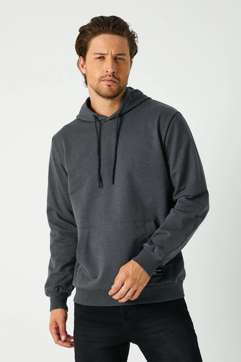 ميتاليك Anthracite Men's Hooded Kangaroo Pocket Sweatshirt