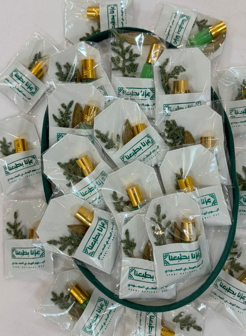 برايدس بوكس توزيعات اليوم الوطني عباره عن كسره عود +مسك مكون من 12 قطعه - Image 1