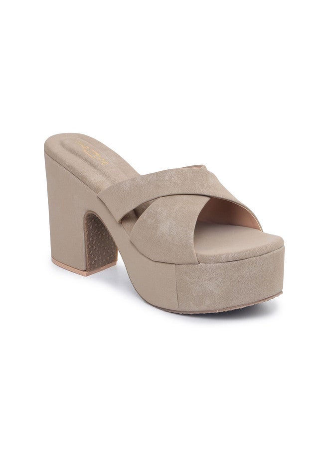 She Zone صنادل نسائية بكعب سميك بلون البيج - Image 2